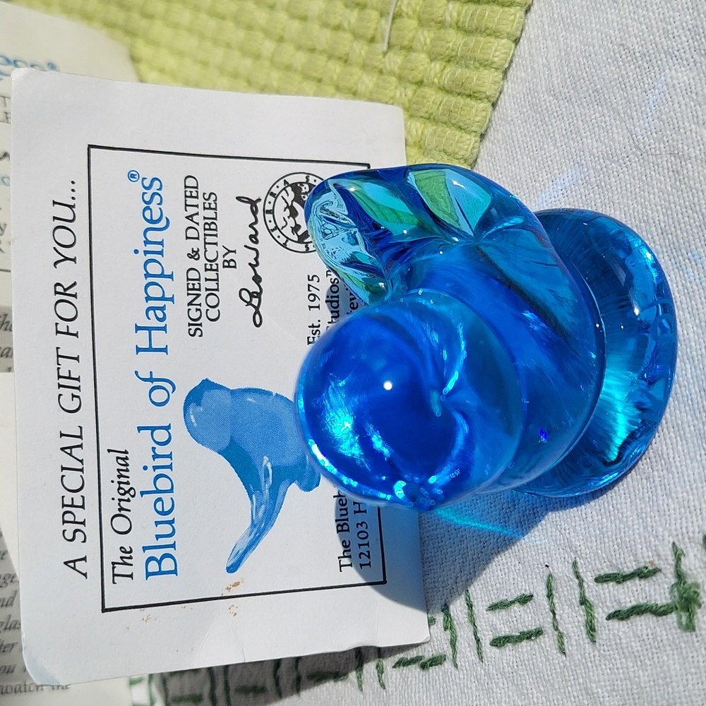 *SOLD* 2 Signed Leo Ward Bluebird of Happiness Blue Crystal Glass 1993-94 Papers - Picture 2 of 16